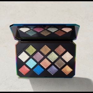 FENTY BEAUTY GALAXY PALETTE